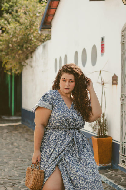 Flow Blossom Wrap Dress™ – Plus Size Edition