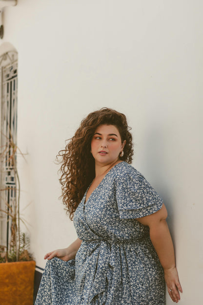Flow Blossom Wrap Dress™ – Plus Size Edition